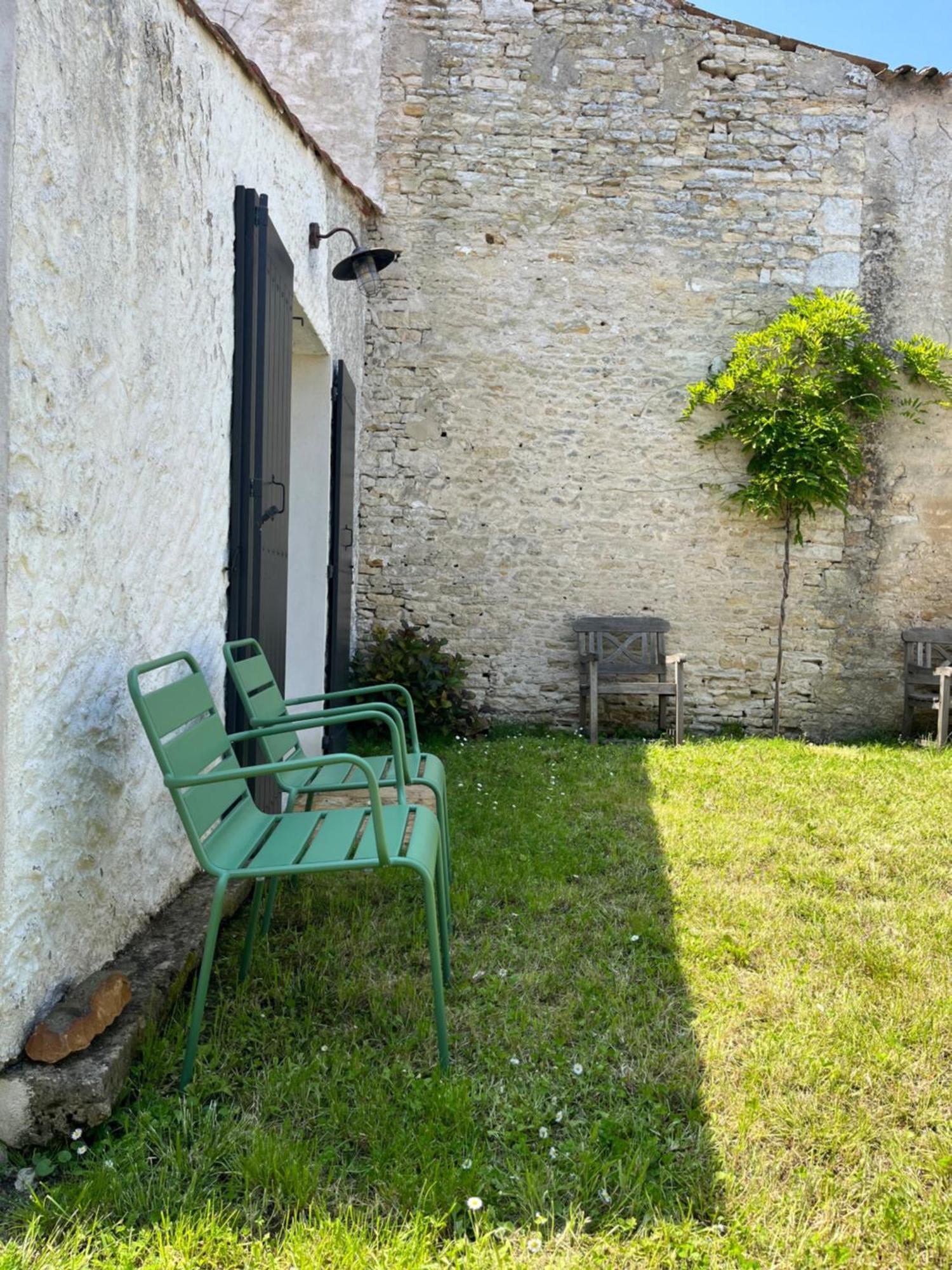 Elegante Maison Familiale Au Coeur Des Remparts De La Citadelle Le Château-dʼOléron Exteriör bild
