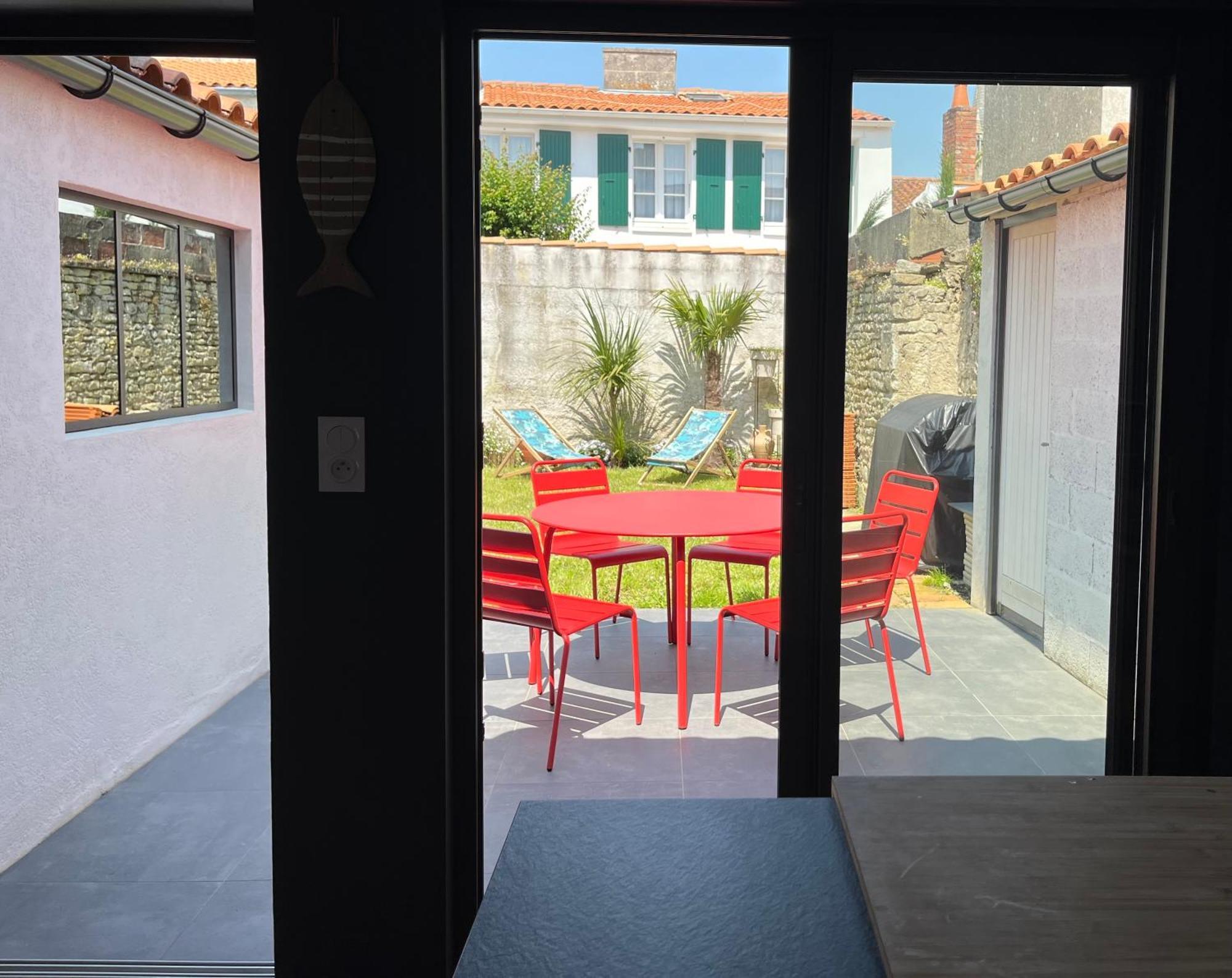 Elegante Maison Familiale Au Coeur Des Remparts De La Citadelle Le Château-dʼOléron Exteriör bild